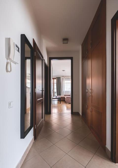 布达佩斯Bright Downtown Balcony Retreat公寓 外观 照片