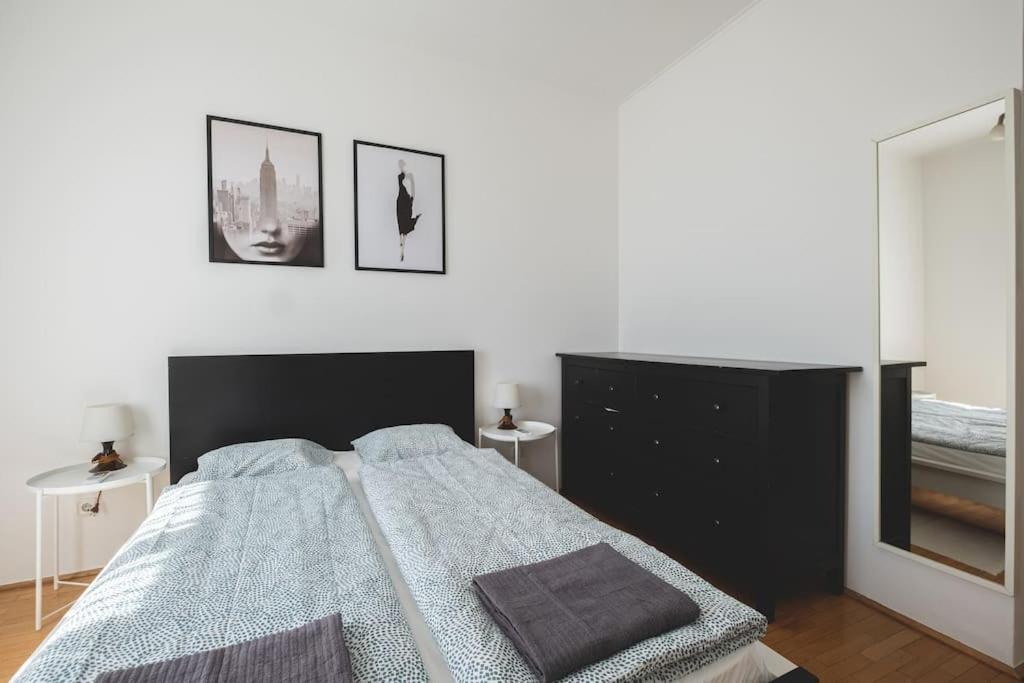 布达佩斯Bright Downtown Balcony Retreat公寓 外观 照片